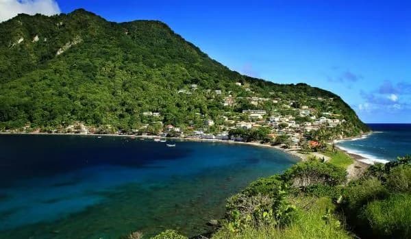 Ventajas de Poseer un Segundo Pasaporte en Dominica