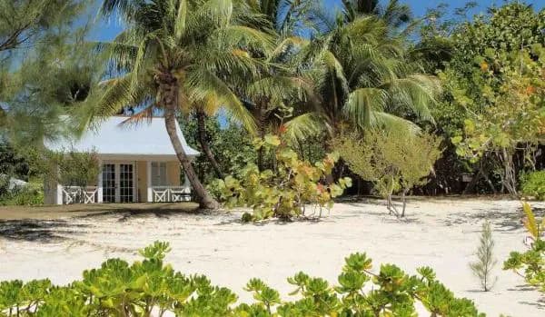 Sustancia económica en las Islas Caimán
