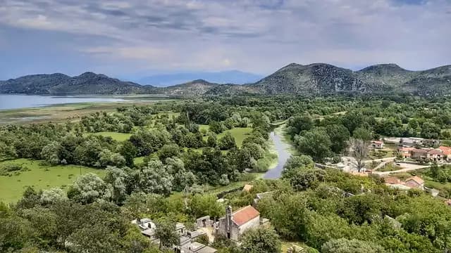 Acceso a los Beneficios de la Unión Europea a Través del Programa de CPI de Montenegro