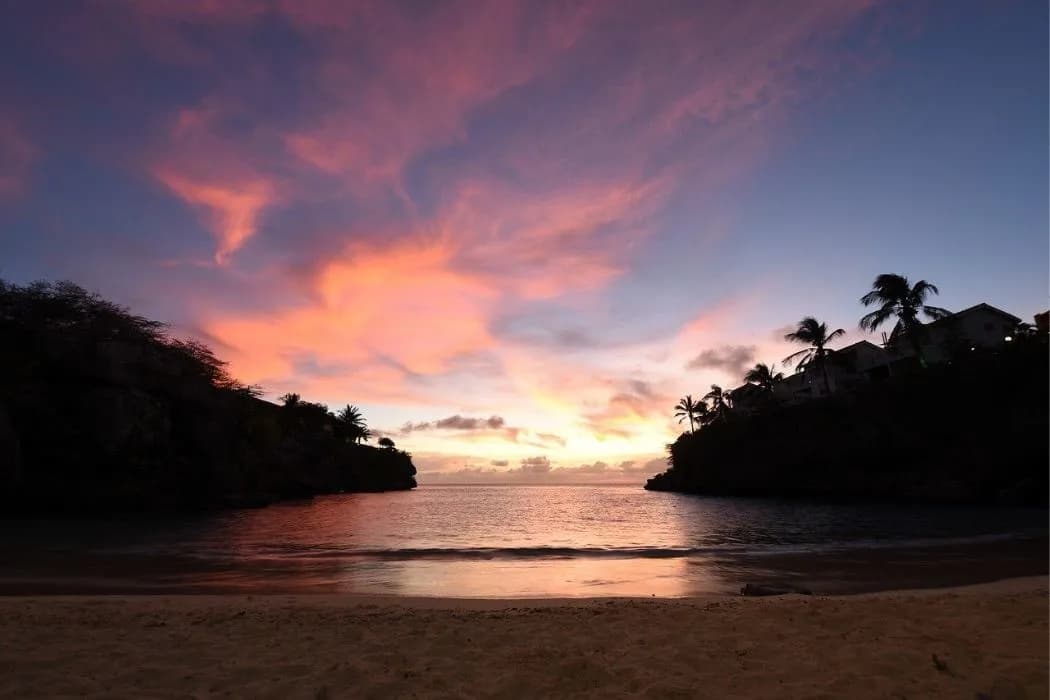 Antigua y Barbuda: Casas en el Caribe con Ciudadanía por Inversión