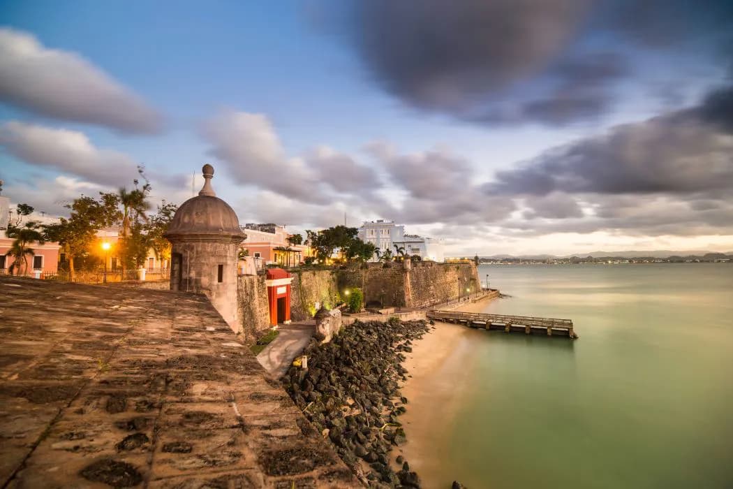 Banca en Puerto Rico: Un paraíso de proyectos, criptomonedas e industria tecnológica