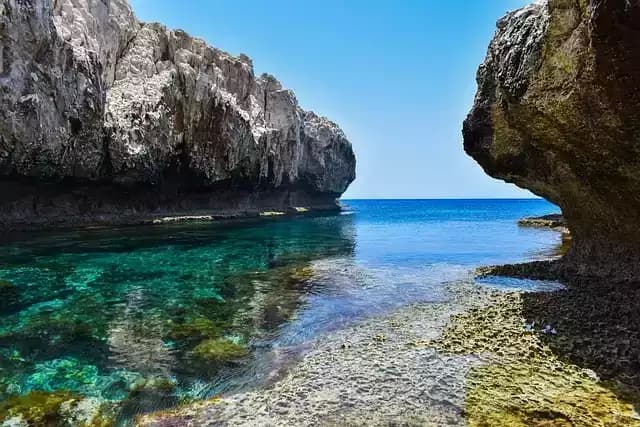 在塞浦路斯投资我们的Signature系列