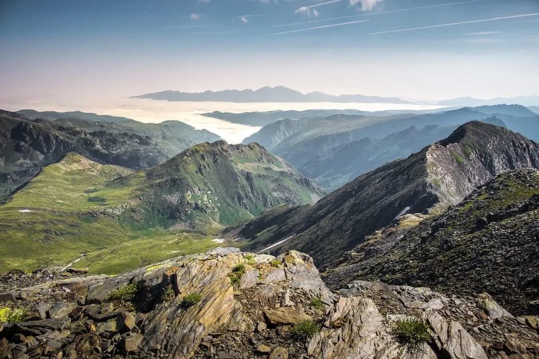 Beneficios y Oportunidades Gracias a las Empresas de Andorra
